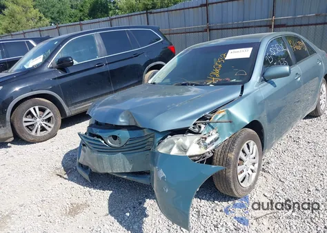 2009 Toyota Camry Le z USA, uszkodzony, nr VIN 4T1BE46K69U810518